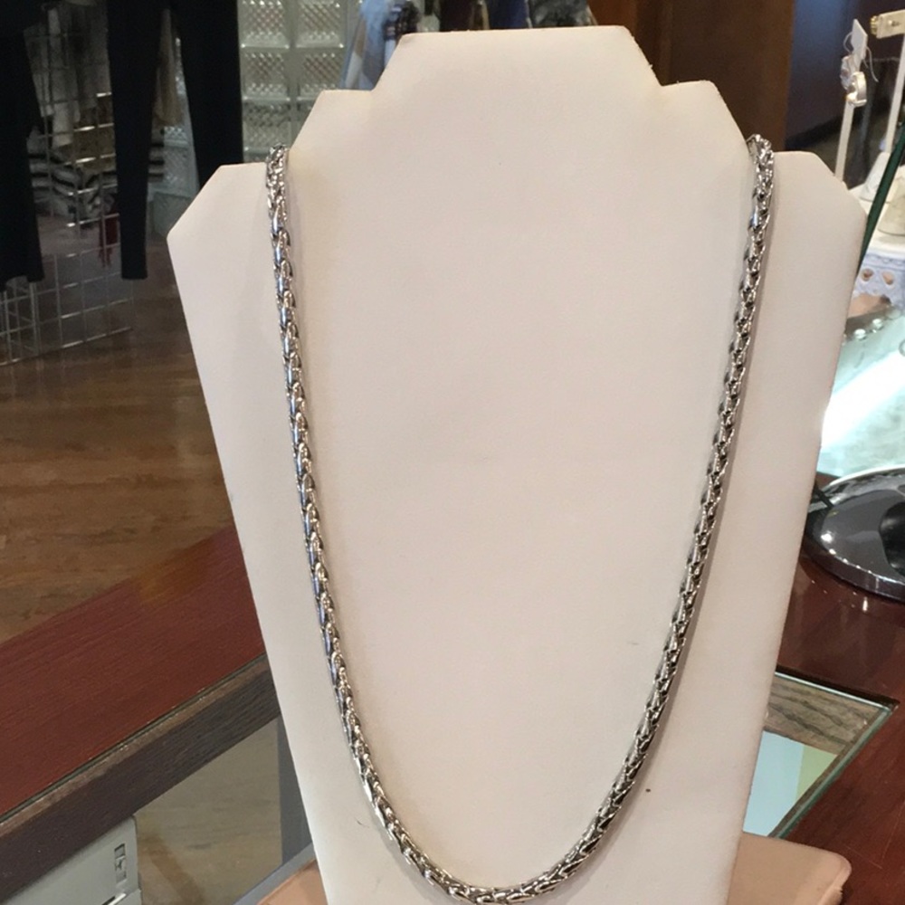 Silver Tone 36inch Magnetic Close Necklace